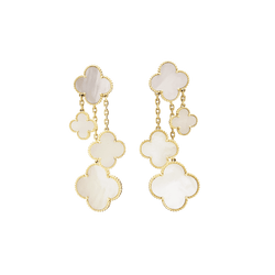 Boucles d'oreilles Pendantes VAN CLEEF & APRELS "Magic Alhambra" en or jaune et nacre - Castafiore