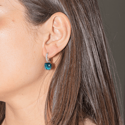 Boucles d'oreilles POMELLATO "Nudo" en or rose, topazes et diamants - Castafiore