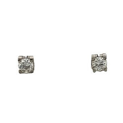 Boucles d'oreilles Puces CARTIER "Double C" en or blanc et diamants - Castafiore