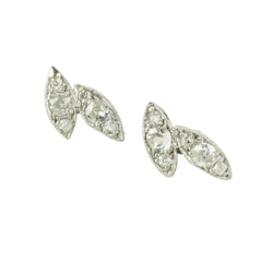 Boucles d'oreilles Puces en or blanc et diamants - Castafiore