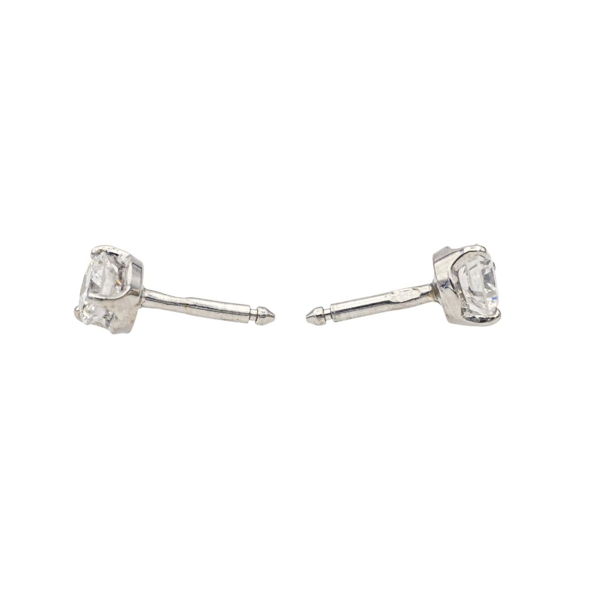 Boucles d'oreilles Puces en or blanc et diamants - Castafiore