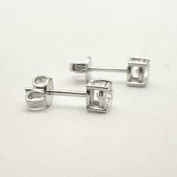 Boucles d'oreilles puces en or blanc et diamants naturels - Castafiore