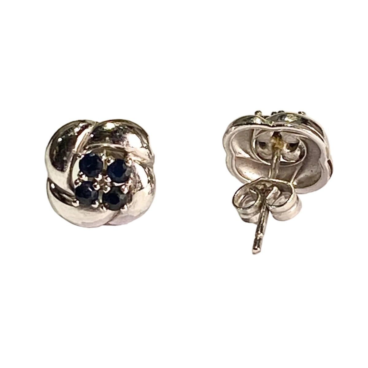 Boucles d'oreilles Puces en or blanc et saphirs - Castafiore