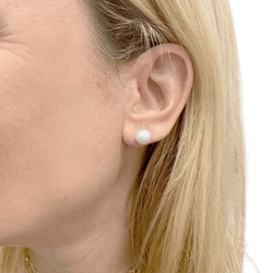 Boucles d'oreilles Puces en or jaune et perles - Castafiore