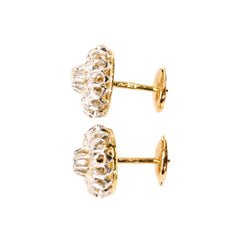 Boucles d'oreilles Puces en or jaune, platine et diamants - Castafiore