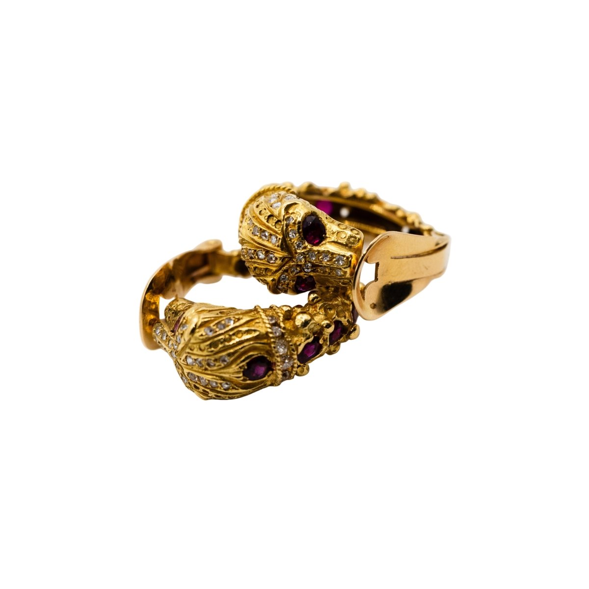 Boucles d'oreilles Têtes de félins en or jaune, rubis et diamants - Castafiore