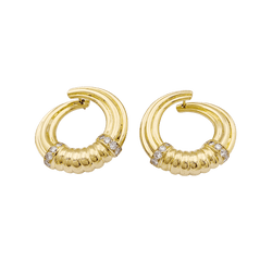 Boucles d'oreilles vintage or, diamants. - Castafiore