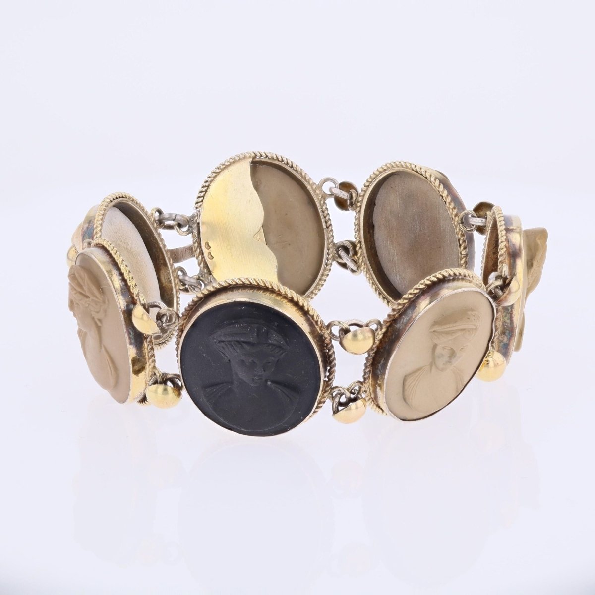 Bracelet ancien en vermeil et pierres de lave - Castafiore