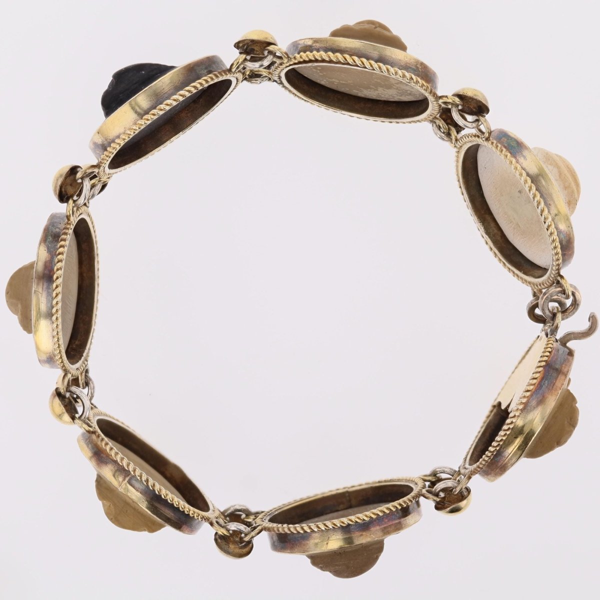 Bracelet ancien en vermeil et pierres de lave - Castafiore