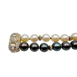 Bracelet BOUCHERON en or jaune, perles et diamants - Castafiore