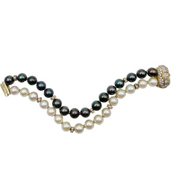Bracelet BOUCHERON en or jaune, perles et diamants - Castafiore