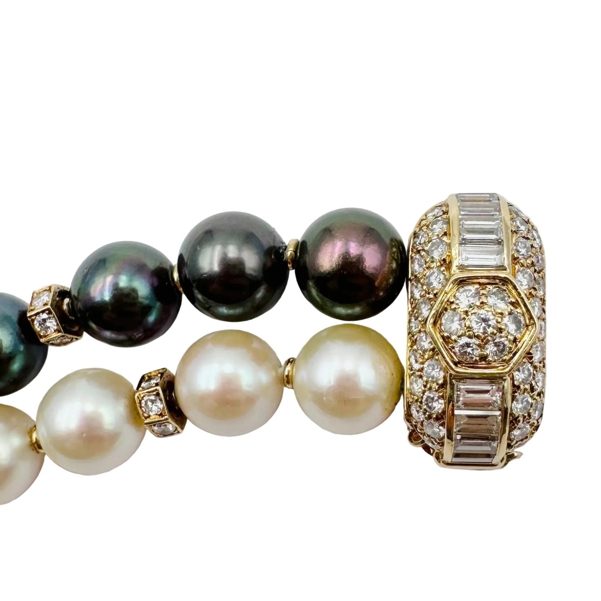 Bracelet BOUCHERON en or jaune, perles et diamants - Castafiore