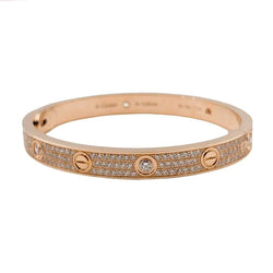 Bracelet CARTIER Love Modèle Classique Pavé en or rose et diamants