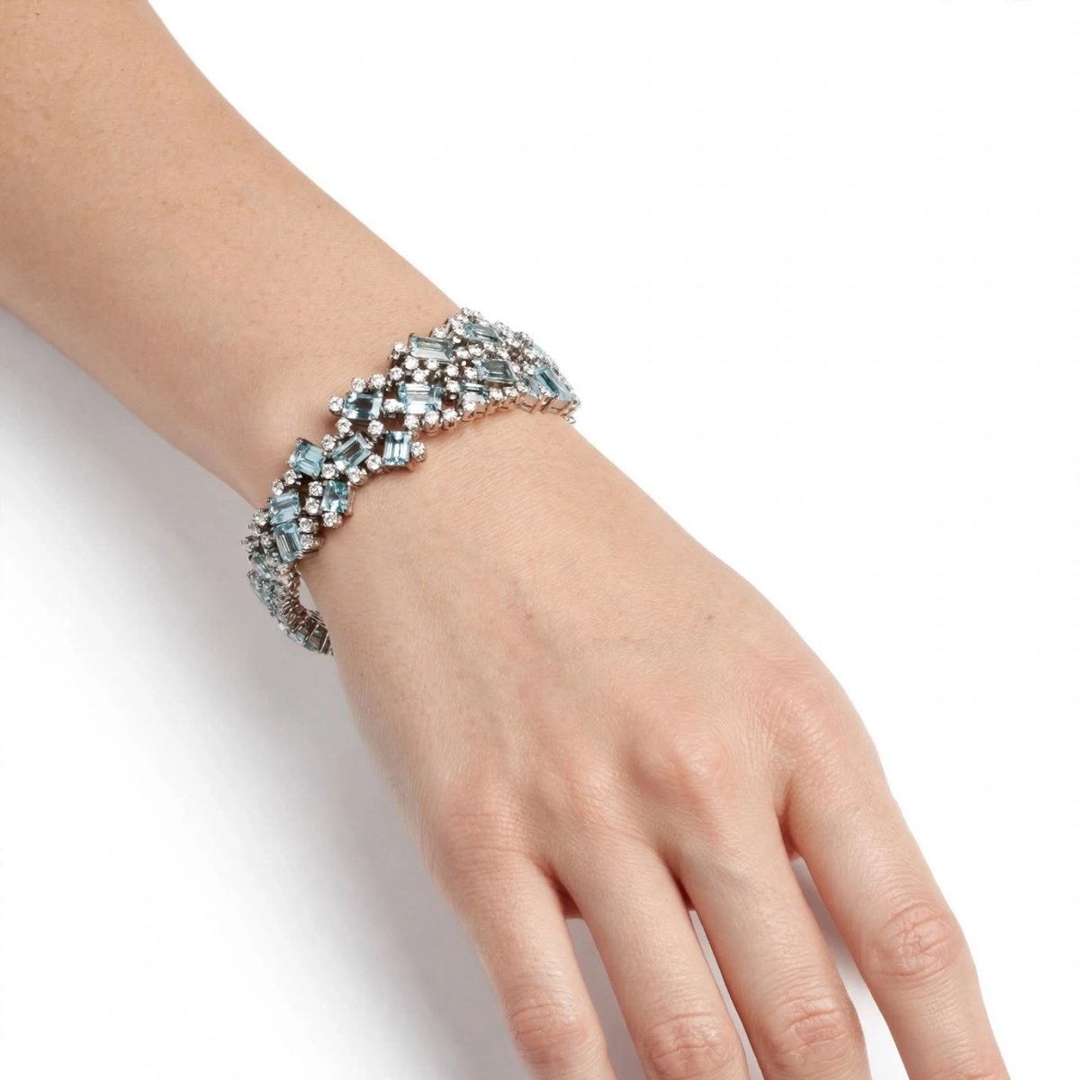 Bracelet en or blanc, aigues-marines et diamants - Castafiore