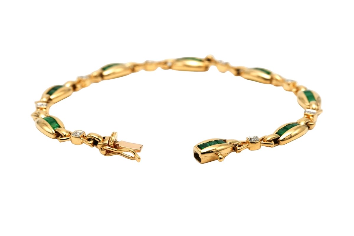 Bracelet en or jaune, émeraudes et diamants - Castafiore