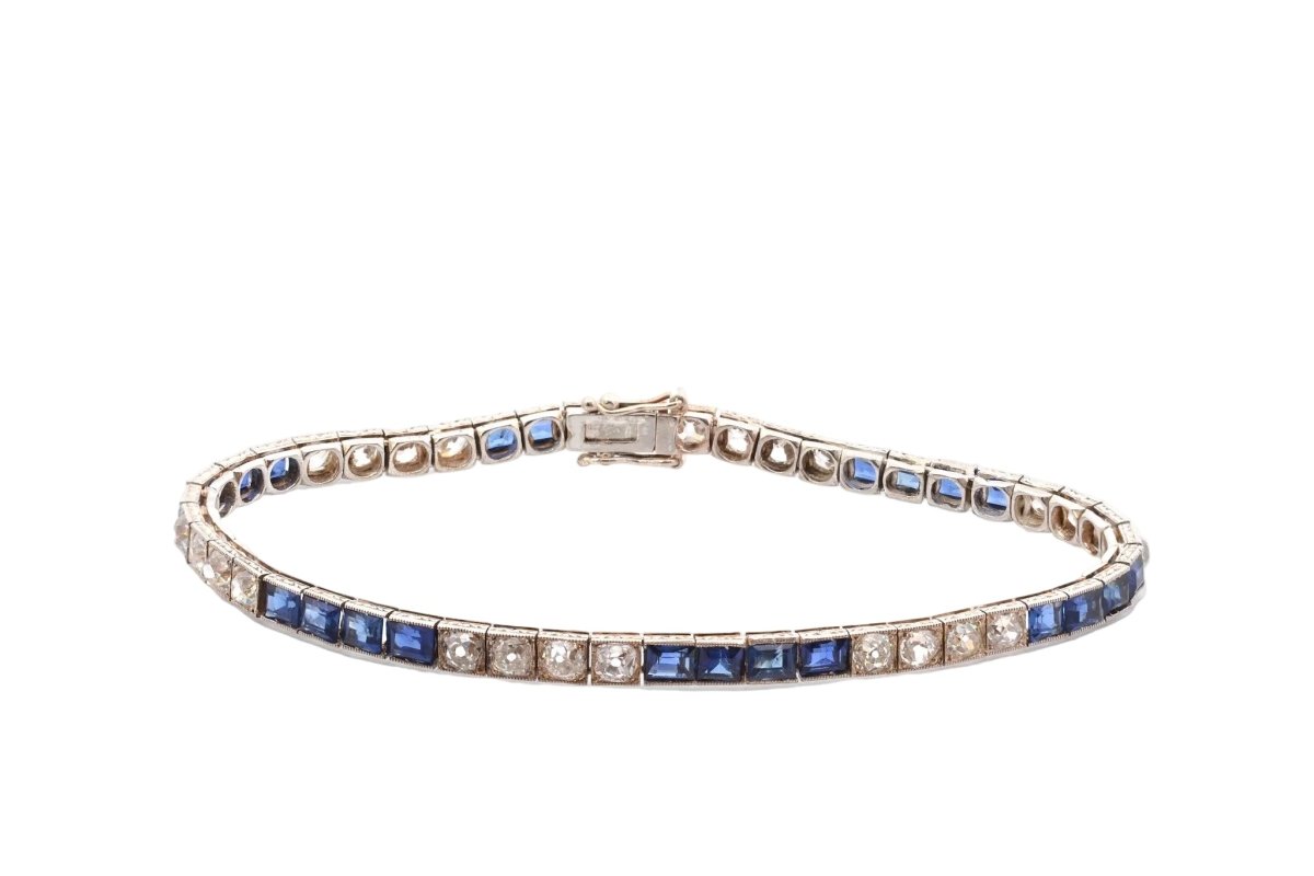 Bracelet Ligne en platine, saphirs et diamants - Castafiore