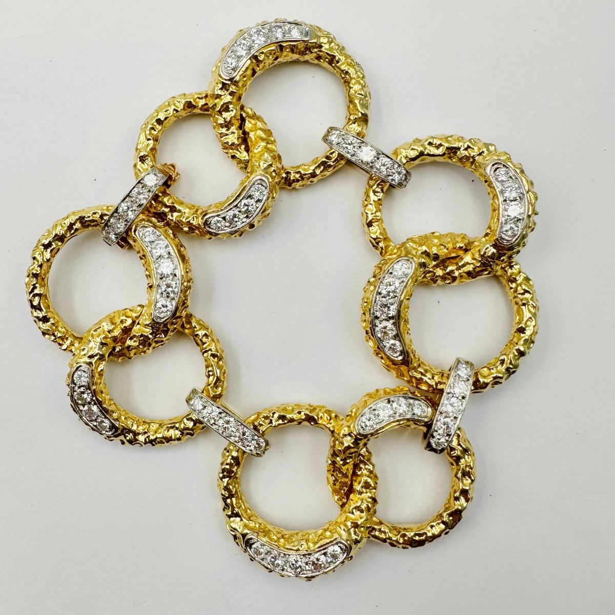 Bracelet M. GERARD en or jaune, platine et diamants - Castafiore