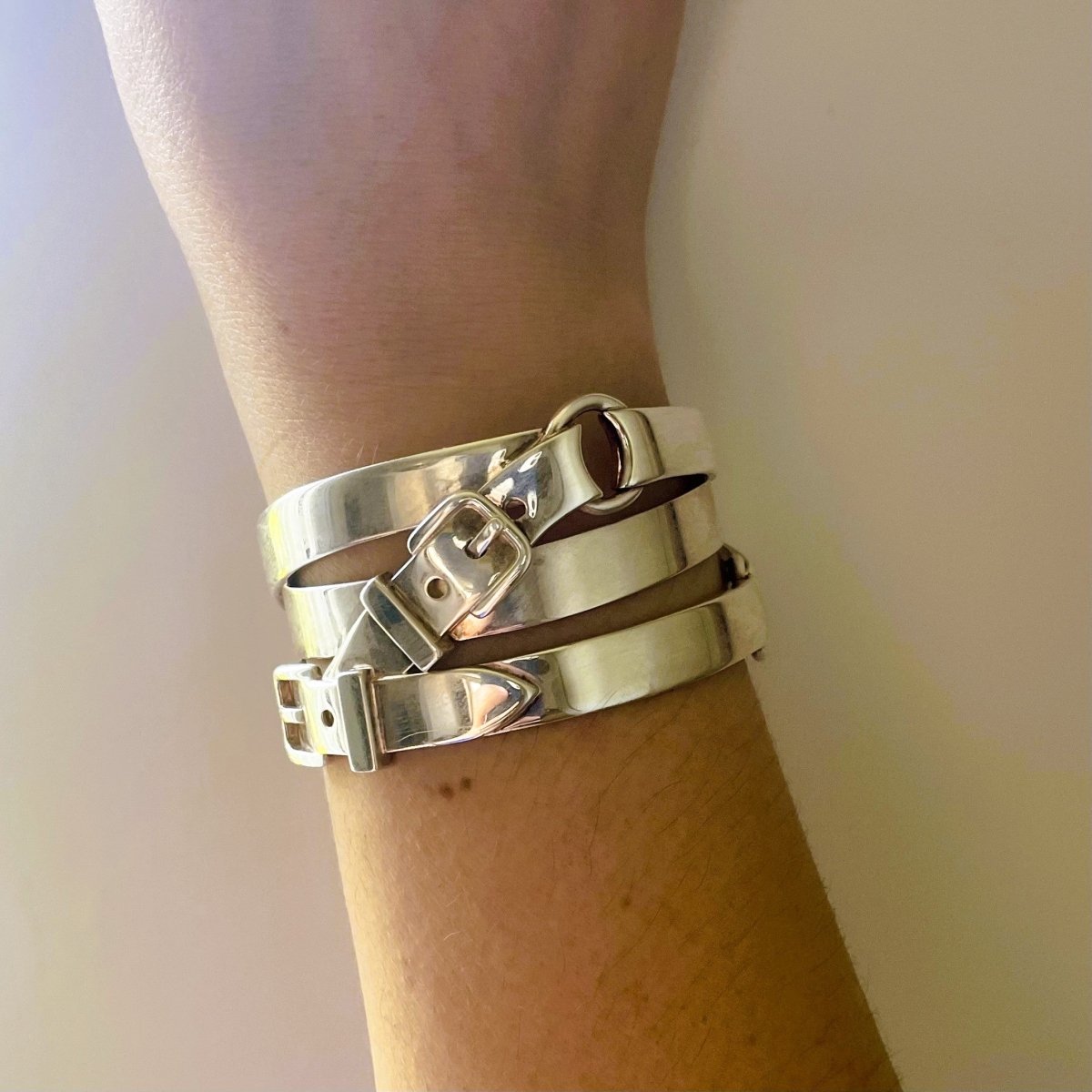 Bracelet Manchette HERMÈS "Débridé" en argent - Castafiore