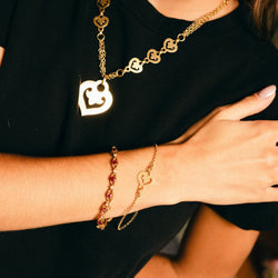 Bracelet O.J. PERRIN "Coeur Légendes" en or jaune - Castafiore