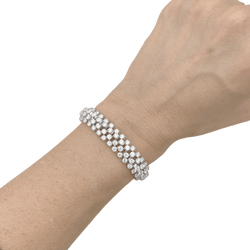 Bracelet Rivière BOUCHERON "Angélique" en or blanc et diamants - Castafiore
