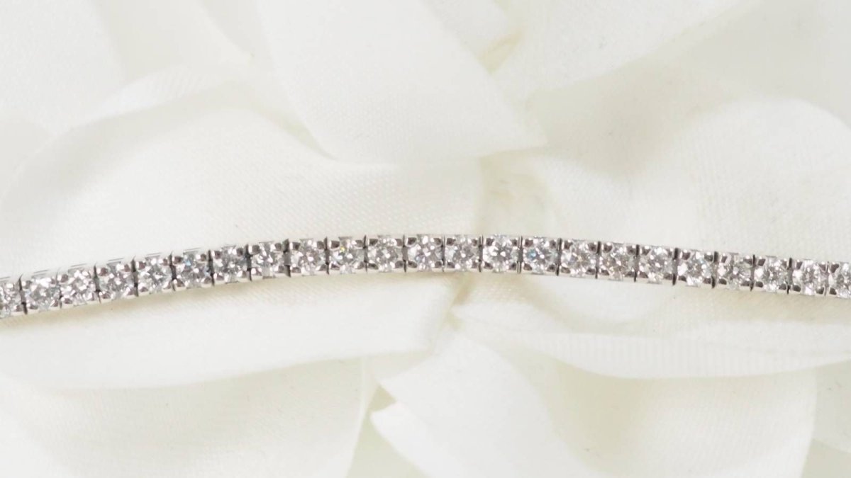 Bracelet rivière en or blanc et diamant - Castafiore