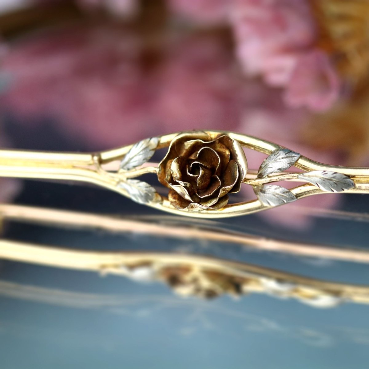 Broche barrette bouton de rose en or jaune et or blanc - Castafiore