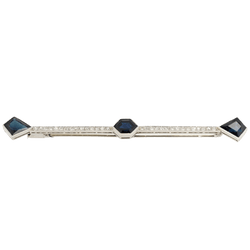 Broche Barrette en or blanc, platine, saphirs et diamants - Castafiore