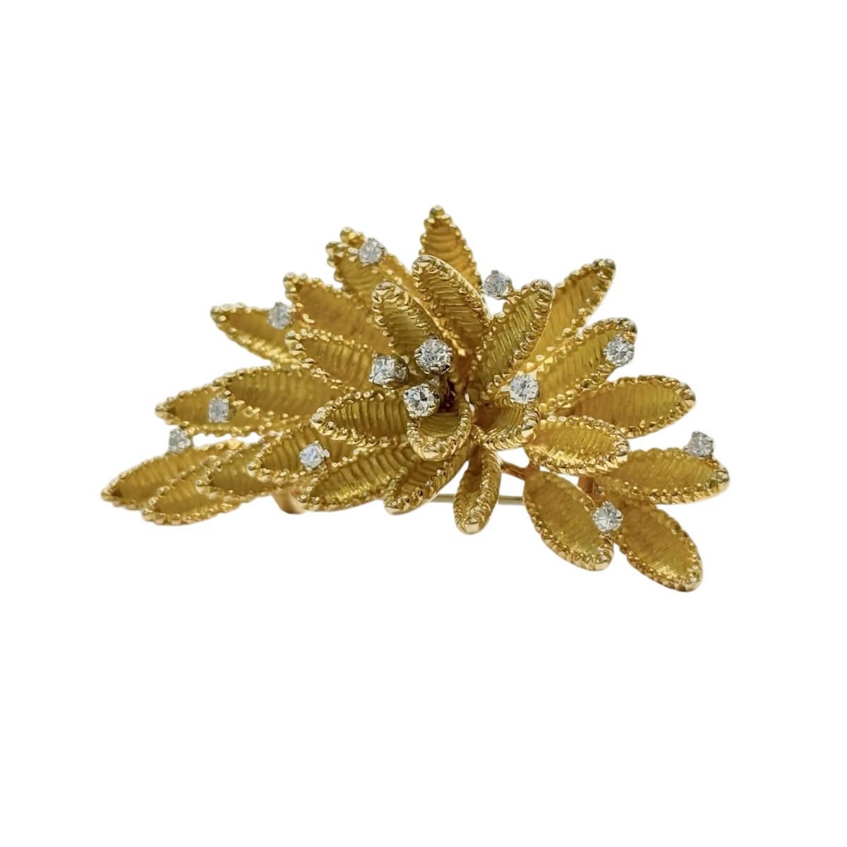 Broche Clip EDOUARD RICHARDS en or jaune, perles et diamants - Castafiore