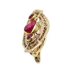 Broche Épingle en or jaune et rubis - Castafiore