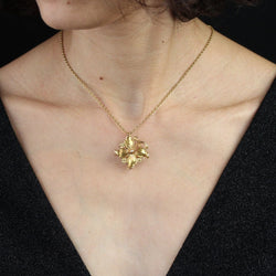 Broche Épingle en or jaune, or vert et perle - Castafiore