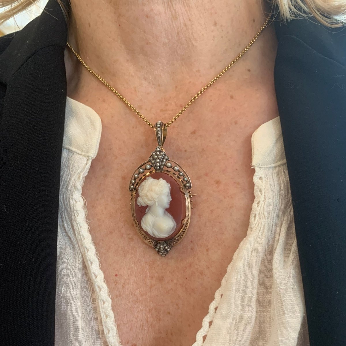Broche Pendentif en or jaune, argent, agate et perles - Castafiore