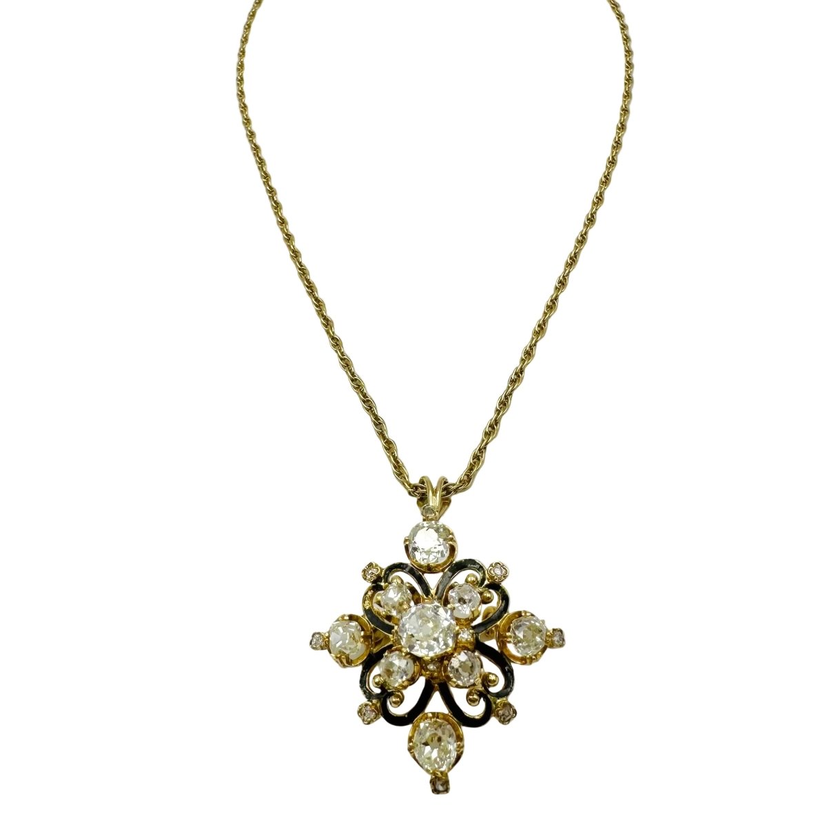 Broche Pendentif en or jaune, émail et diamants - Castafiore