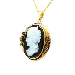 Pendentif en or jaune et agate
