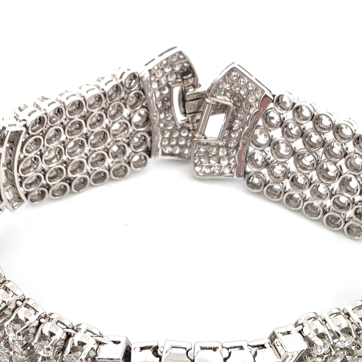 Bracelet en platine et diamants