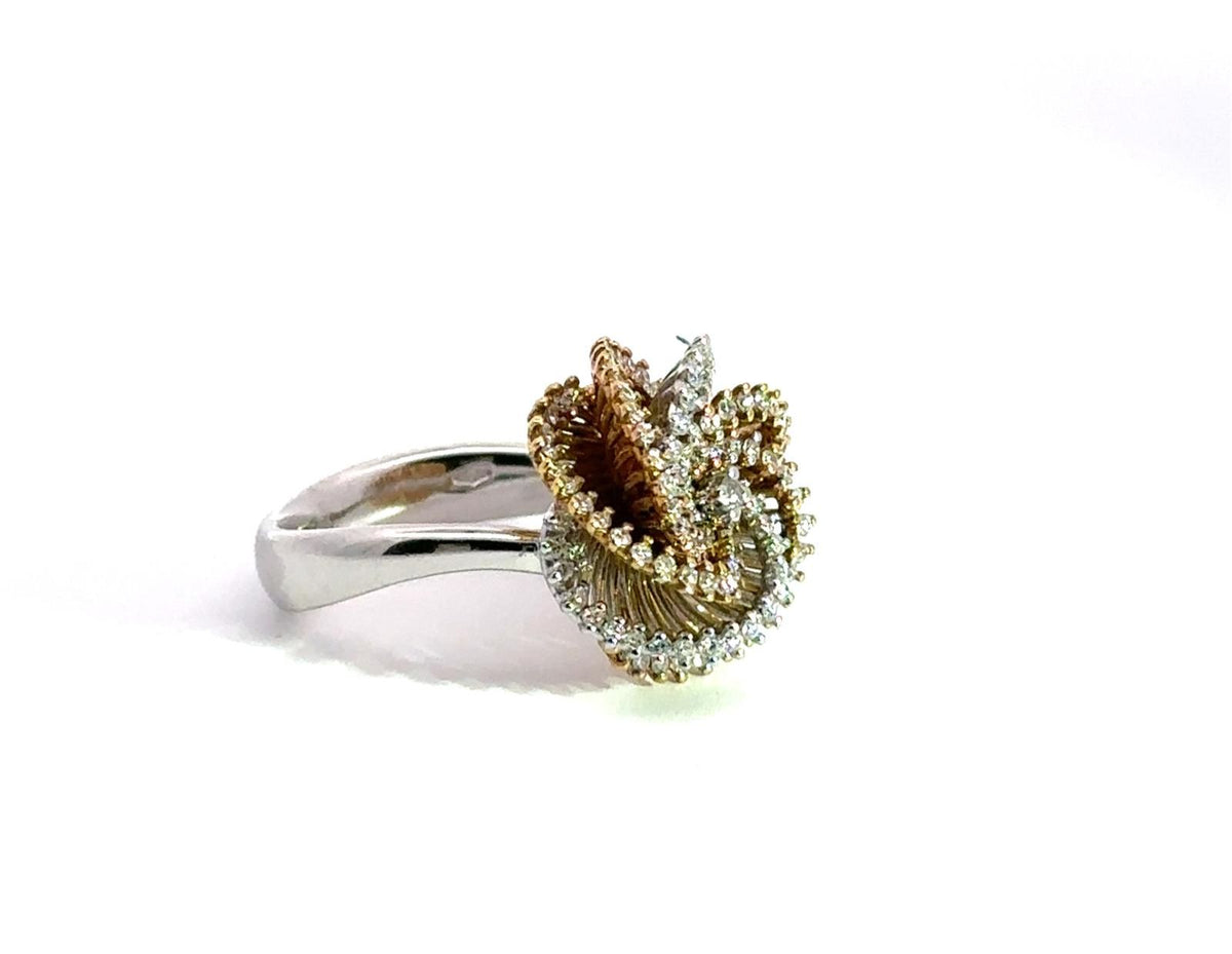 Bague Cocktail en or jaune et diamants