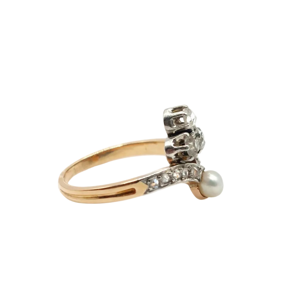Bague en or rose, platine, perle et diamants