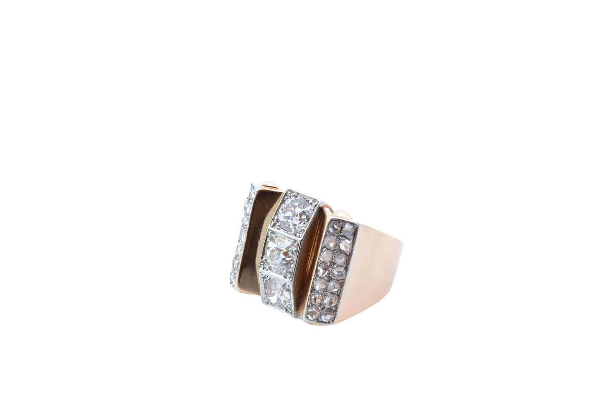 Bague Tank en or jaune, platine et diamants