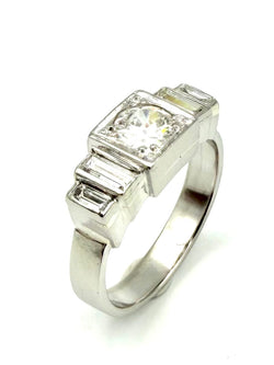 Bague en platine et diamants
