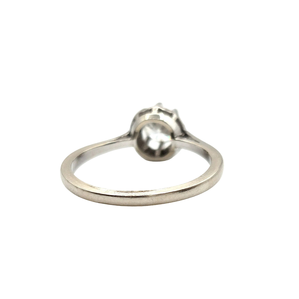 Bague Solitaire en or blanc et diamants