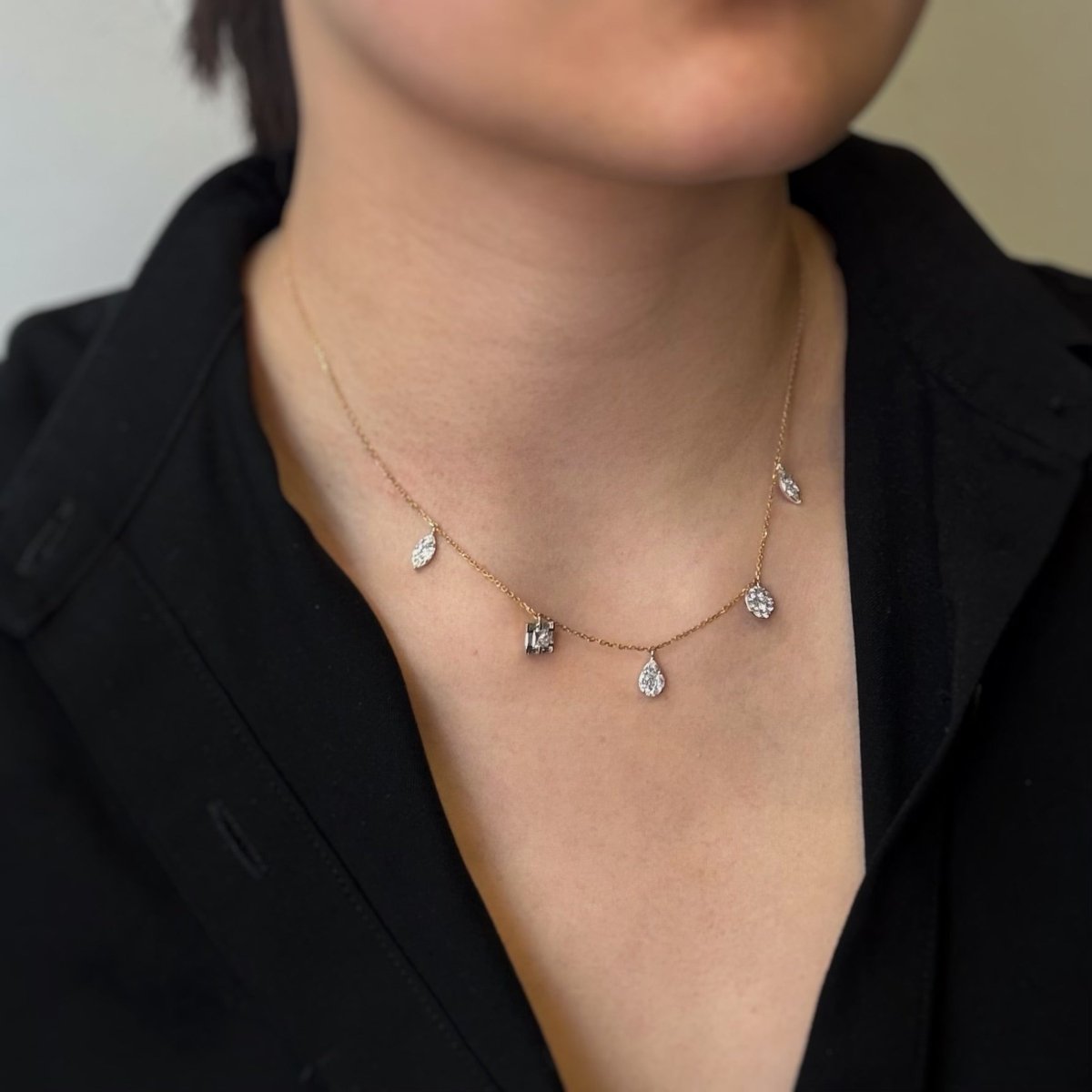 Collier Chaîne DJULA "Pampilles" en or jaune et diamants - Castafiore