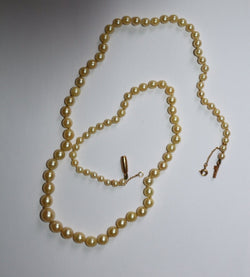 Collier de 90 perles de culture en chute, fermoir or jaune - Castafiore
