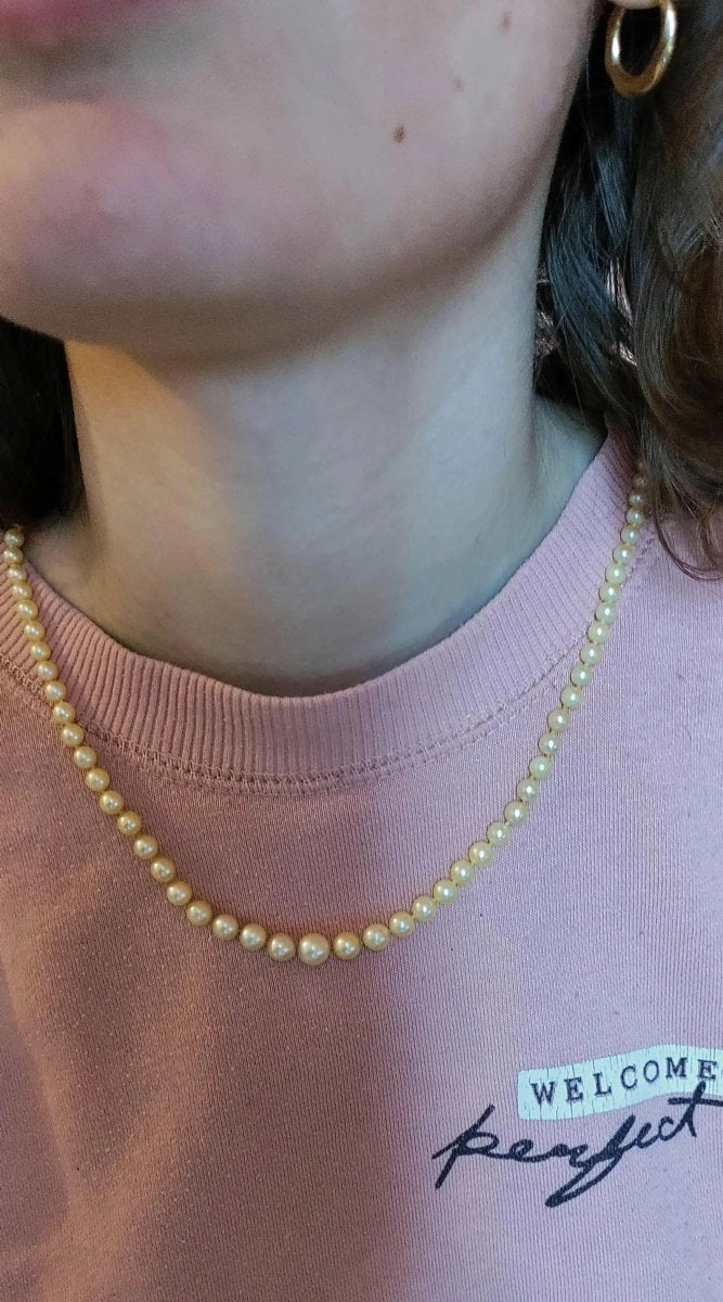 Collier de 90 perles de culture en chute, fermoir or jaune - Castafiore