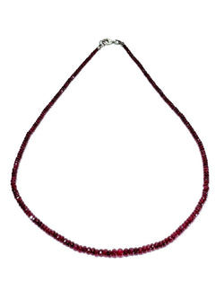 Collier de Perles en rubis - Castafiore