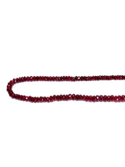 Collier de Perles en rubis - Castafiore