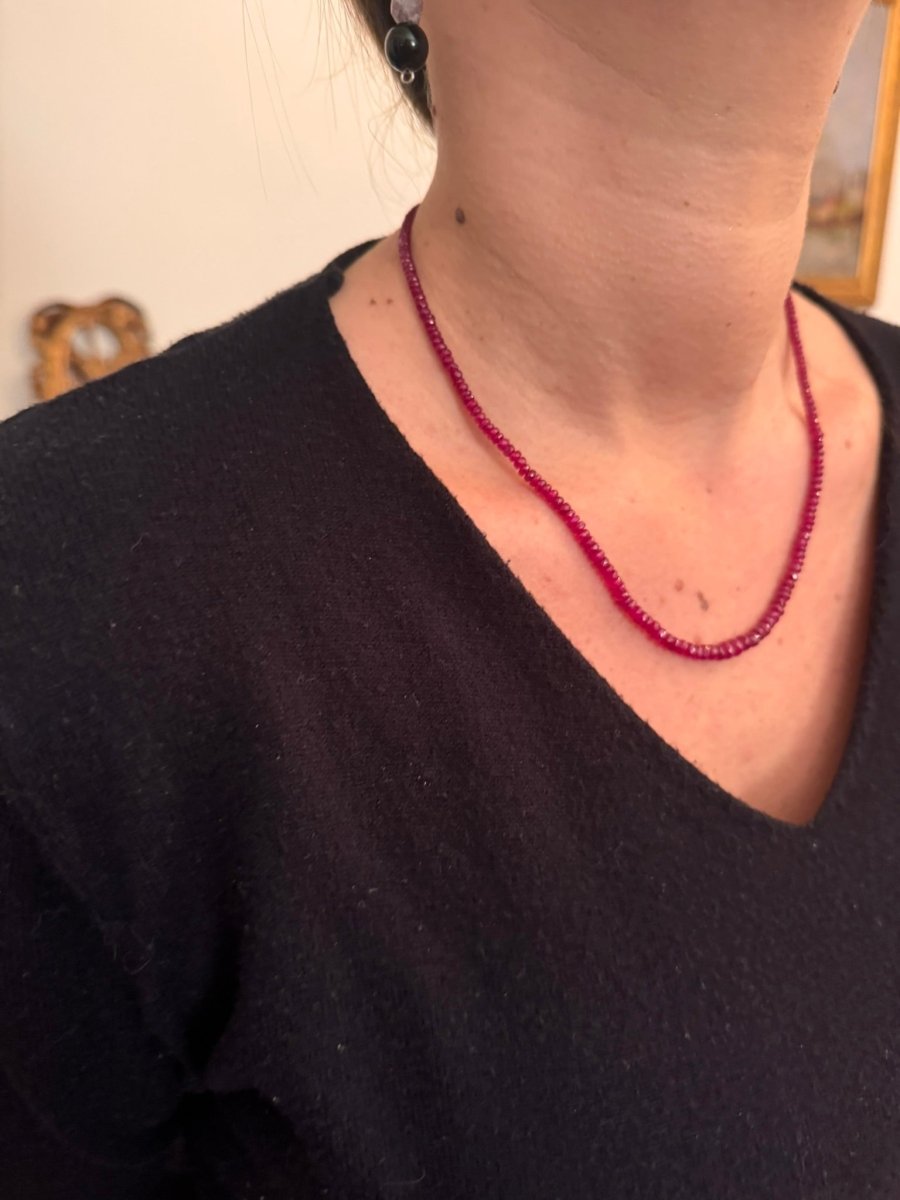 Collier de Perles en rubis - Castafiore