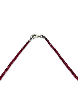 Collier de Perles en rubis - Castafiore