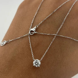 Collier Pendentif CARTIER en or blanc et diamant - Castafiore