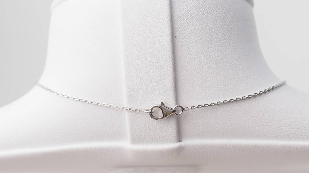 Collier pendentif cercle en or blanc et diamants - Castafiore