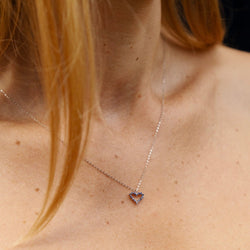 Collier Pendentif en or blanc et saphirs - Castafiore