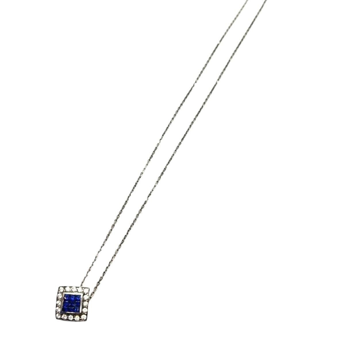 Collier Pendentif en or blanc, saphirs et diamants - Castafiore